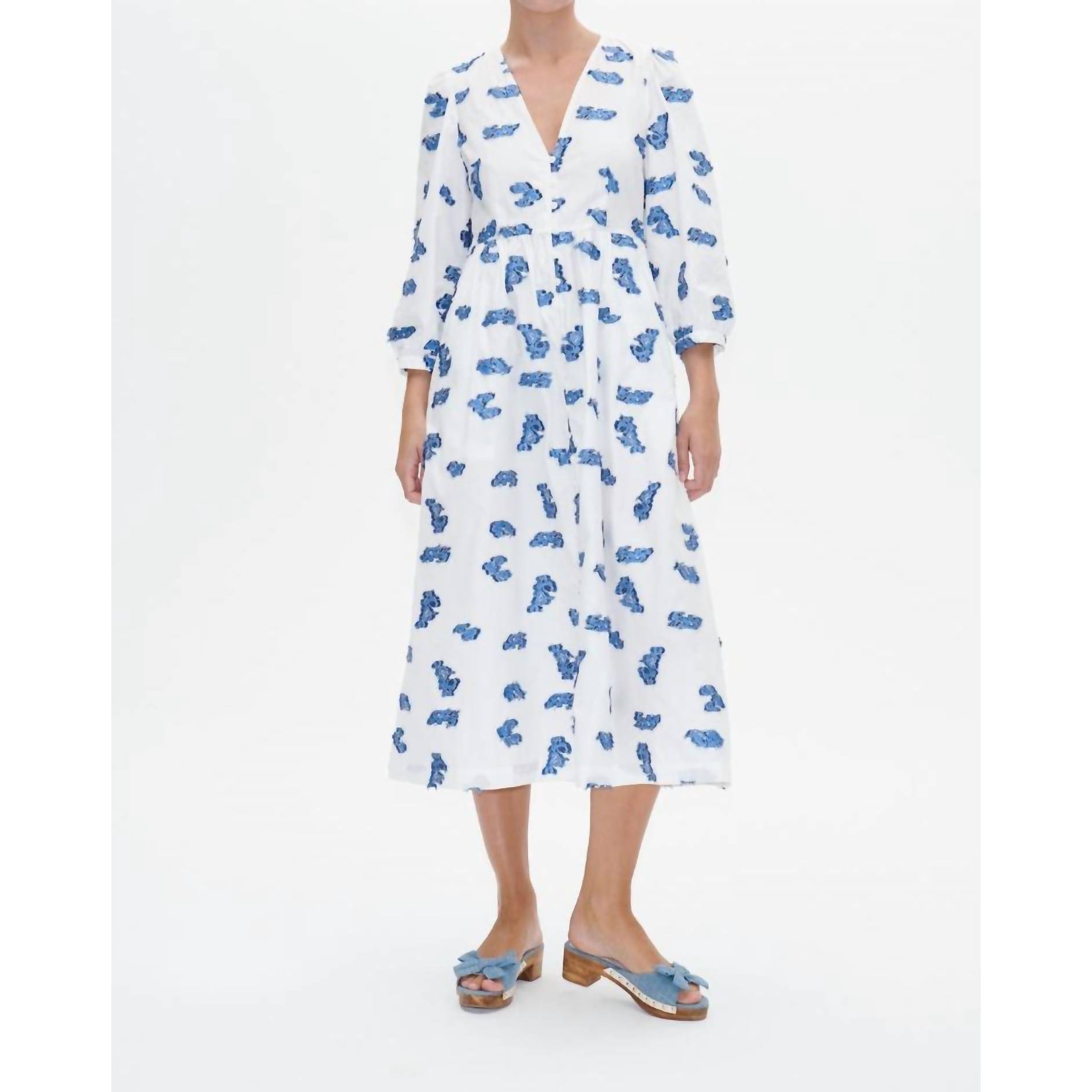 New Baum Und Pferdgarten Asina Dress In Blue Bouquet
